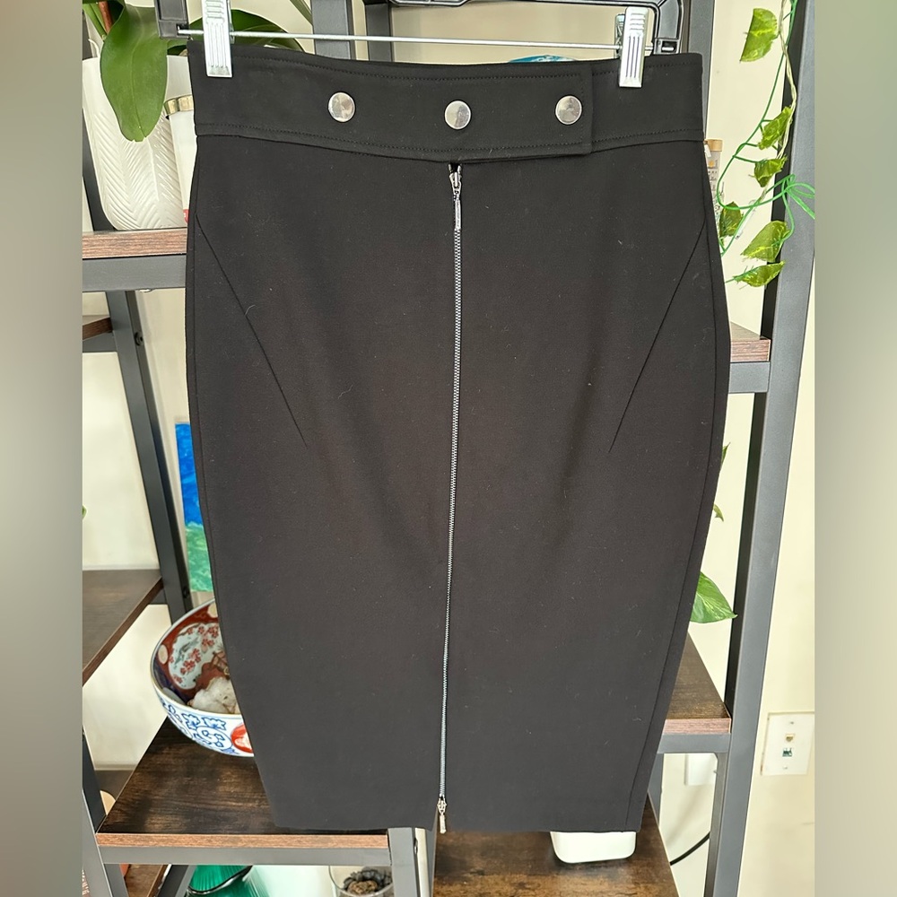 Elie Tahari Black Pencil Skirt with Silver Accents Women’s Size 2 NWT MSRP $228